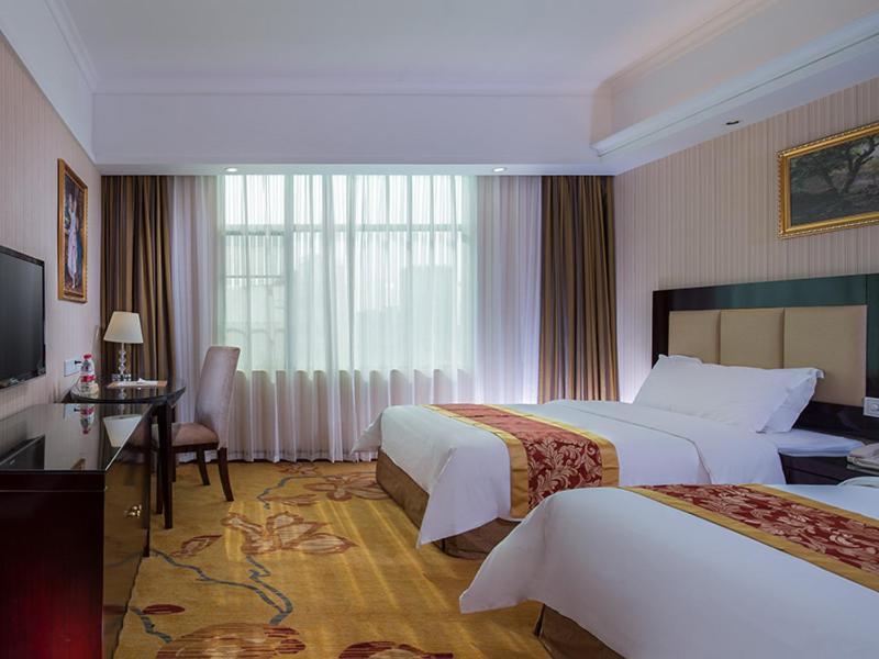 Vienna Hotel Baoan Liutang Xin'an  Экстерьер фото