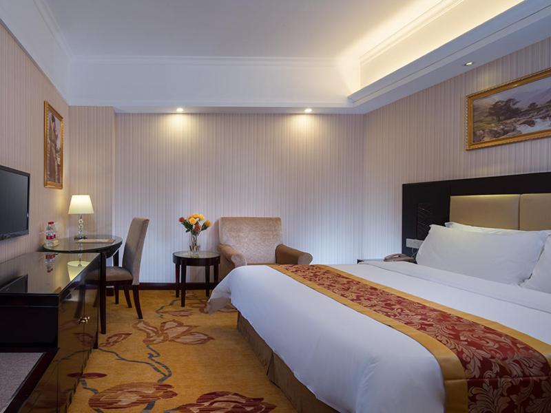 Vienna Hotel Baoan Liutang Xin'an  Экстерьер фото